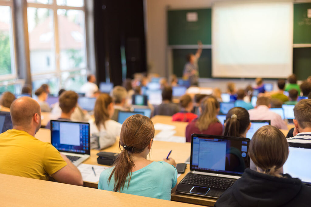 Studenten im Hörsaal erhalten einen 30%-igen Rabatt auf Swiss Harmony Produkte